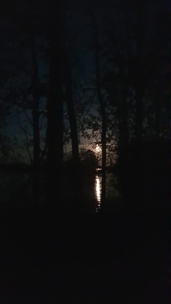 noc u jezera, Finsko