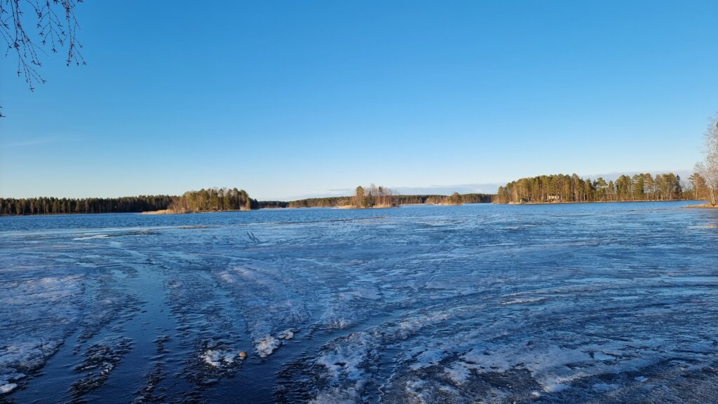 led na jezeře