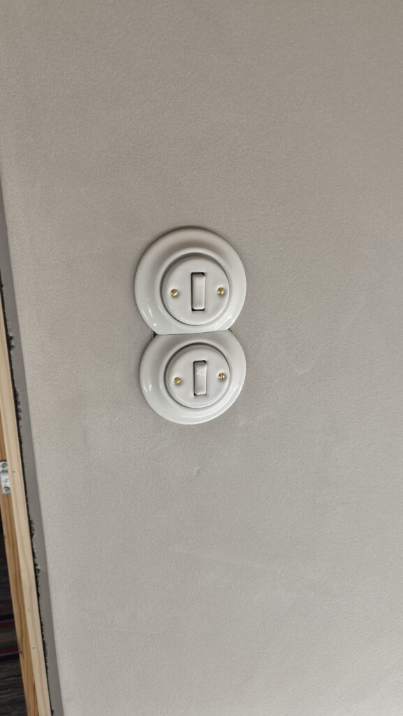 porcelánové vypínače Katy Paty